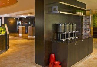 Courtyard Butler Boulevard 3*