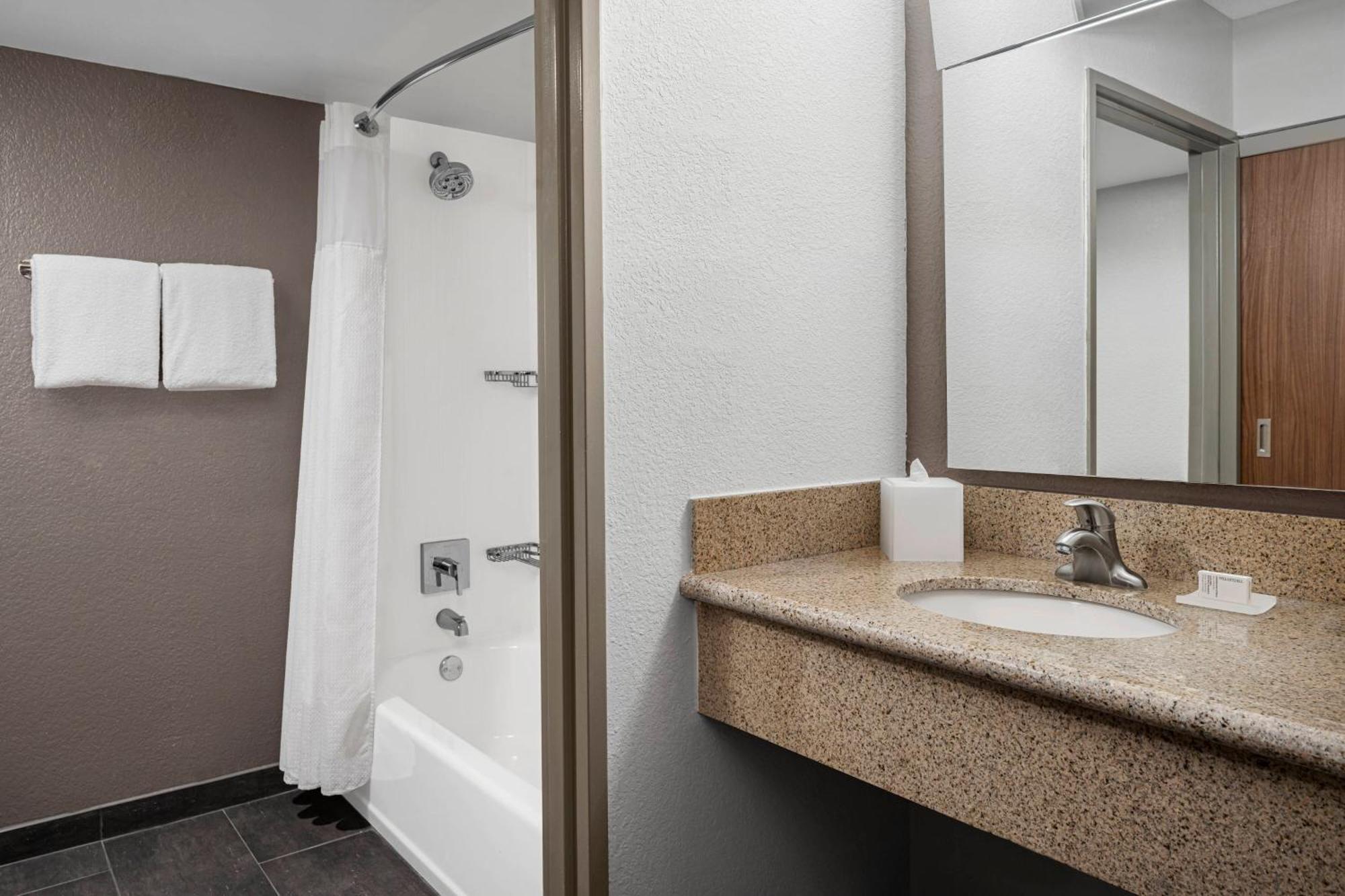 Hotel Courtyard Butler Boulevard Jacksonville