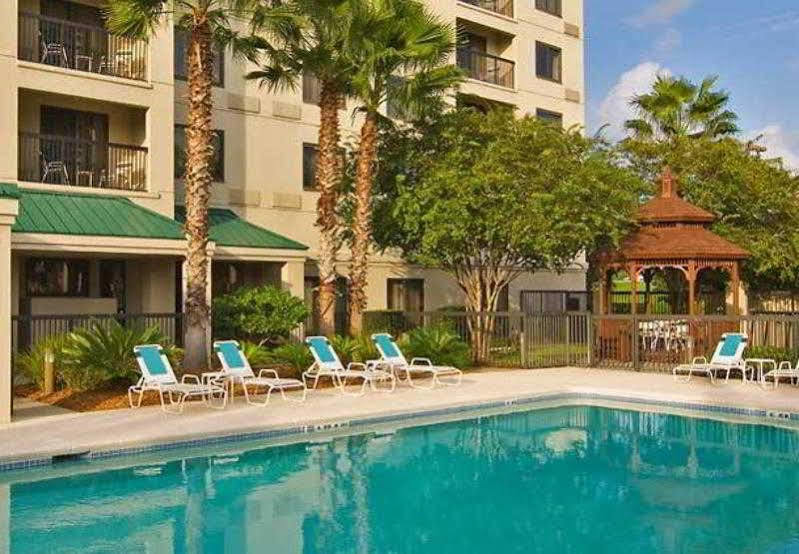 Courtyard Butler Boulevard 3*